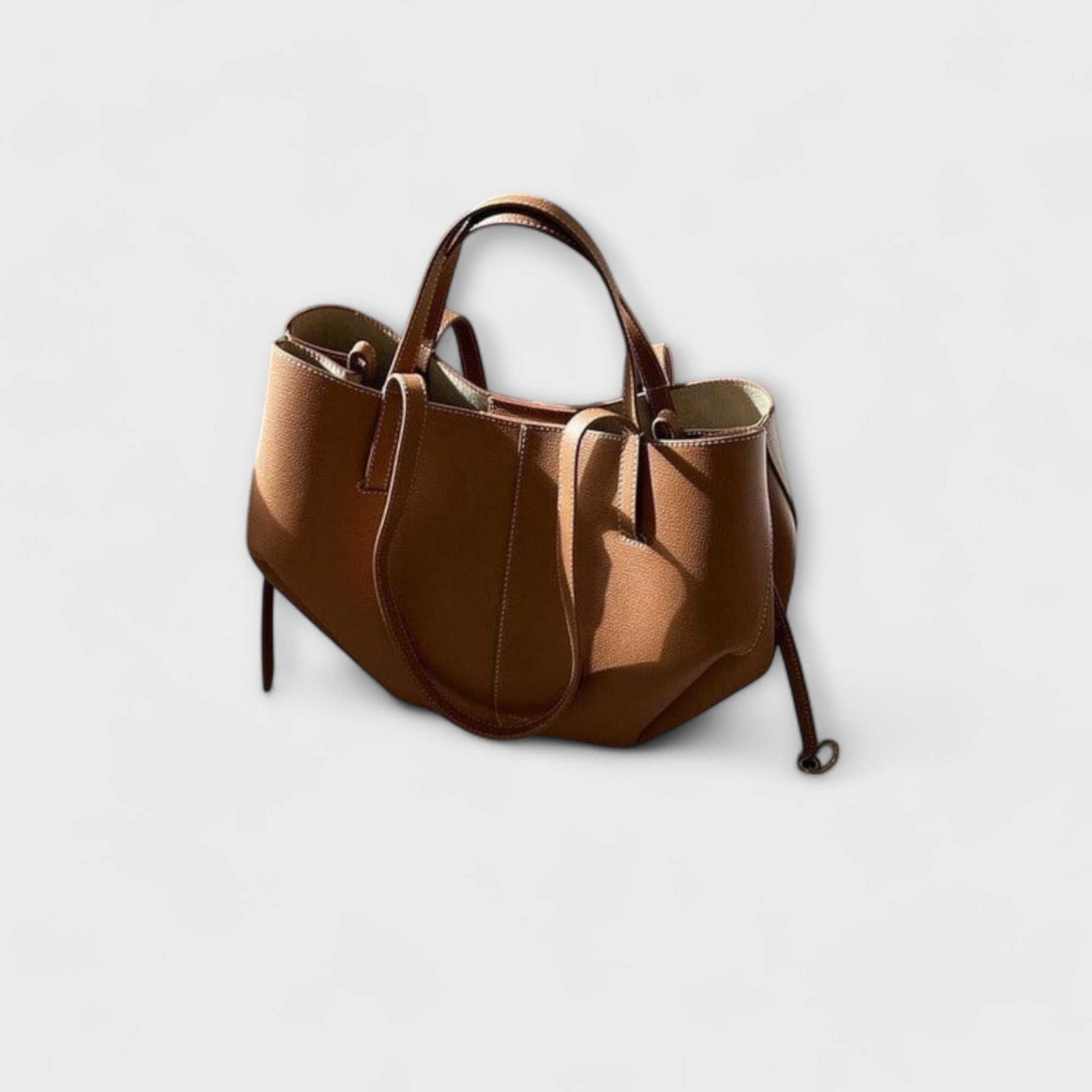 Naeva – Vintage Tote Bag