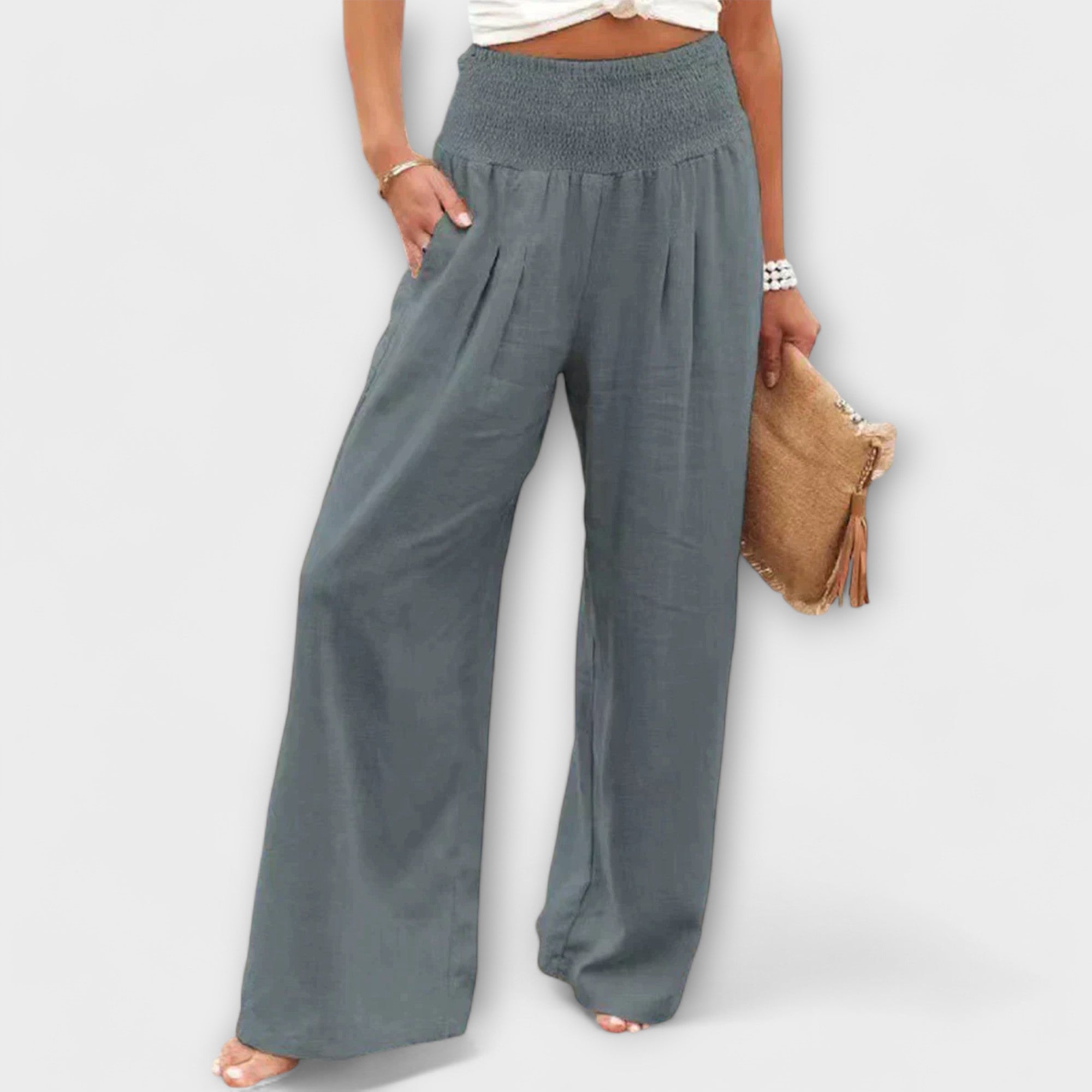 Julie - Airy and Elegant Trousers