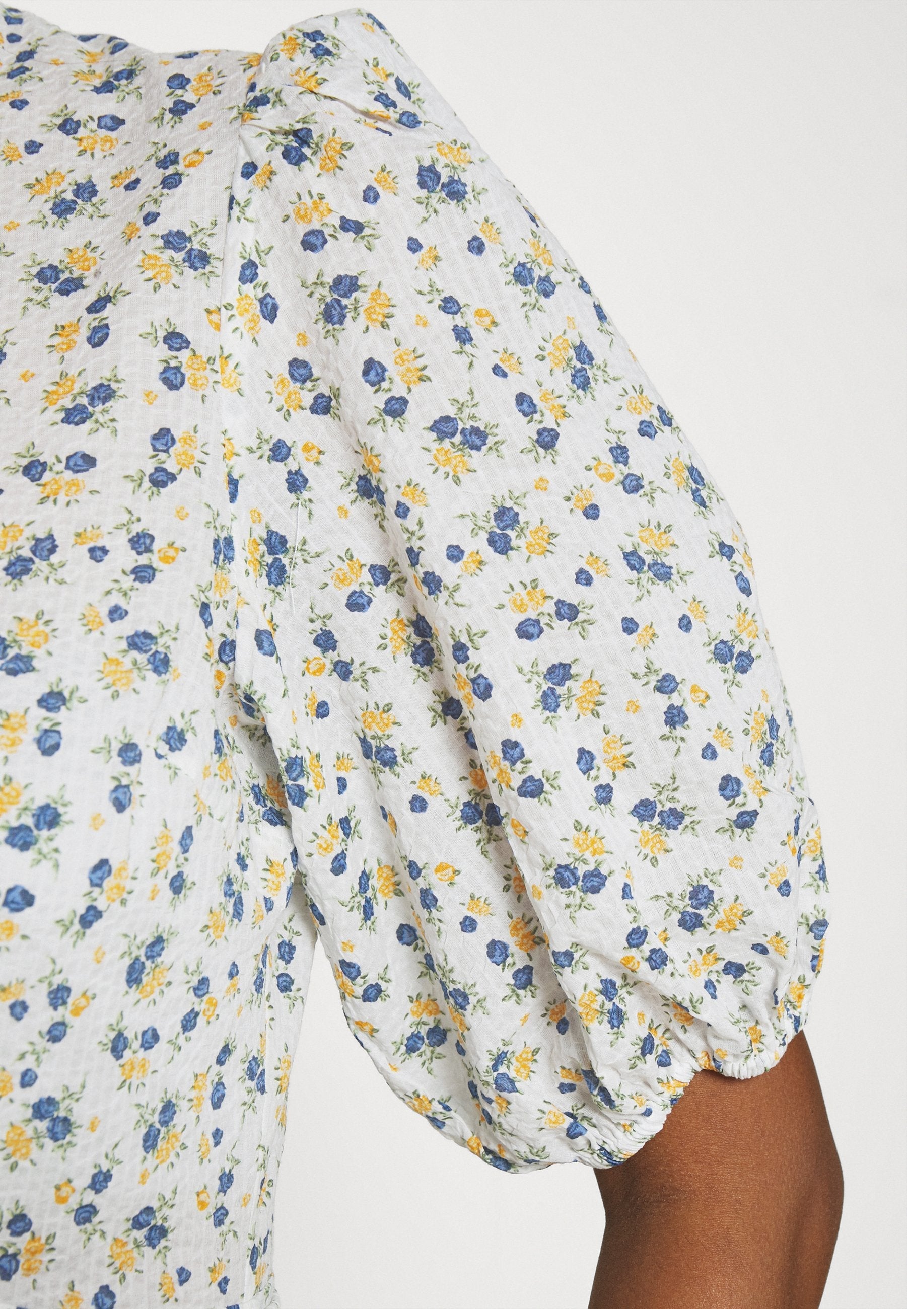 Isabella™ dress small floral