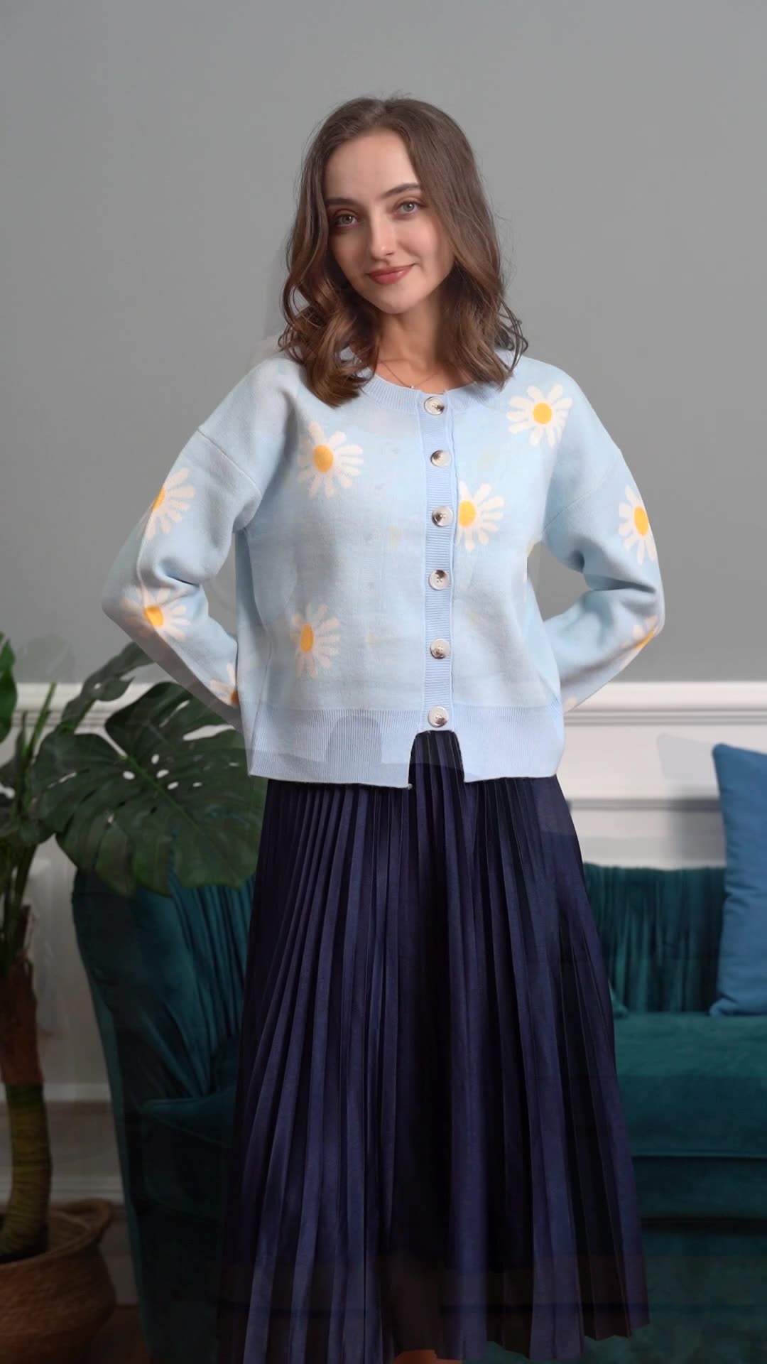 Keira-Lyn – Daisy Knit Sweater